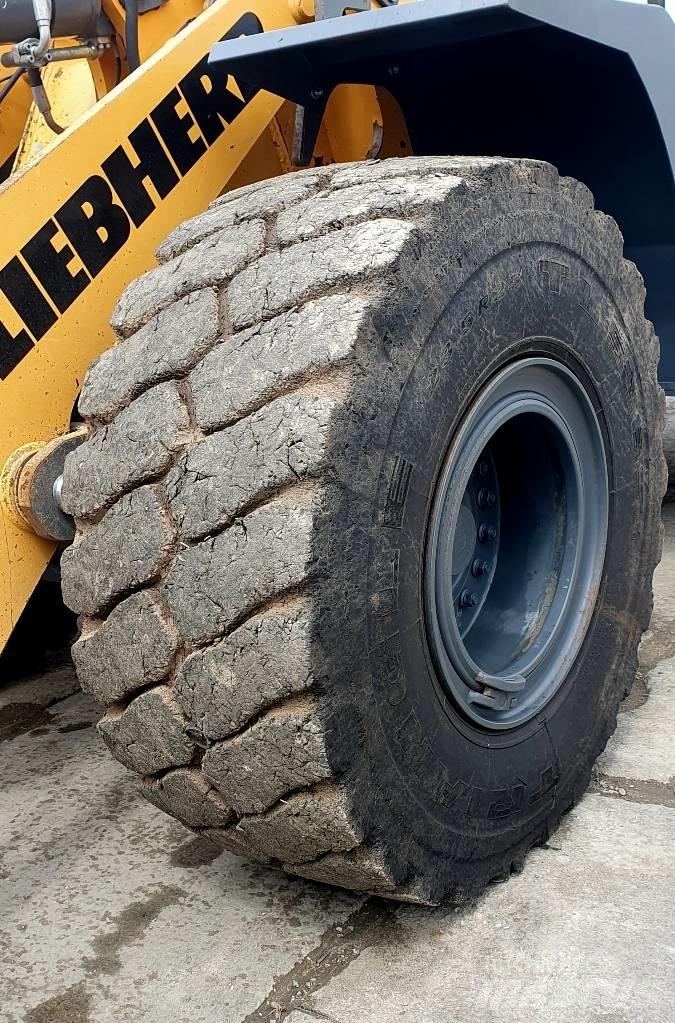 Liebherr L 550 Chargeuse sur pneus