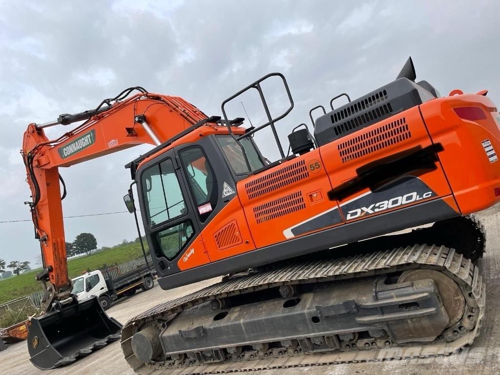 Doosan Dx300 Pelle sur chenilles