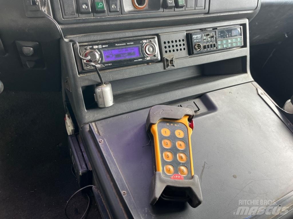MAN 18.285 Camion porte engin