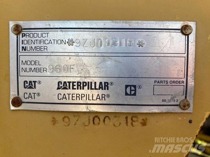 CAT 960F Chargeuse sur pneus
