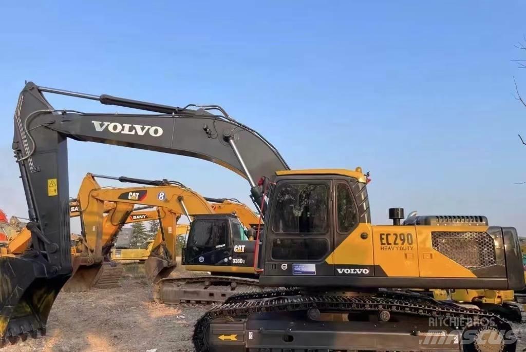 Volvo 290 Pelle sur chenilles