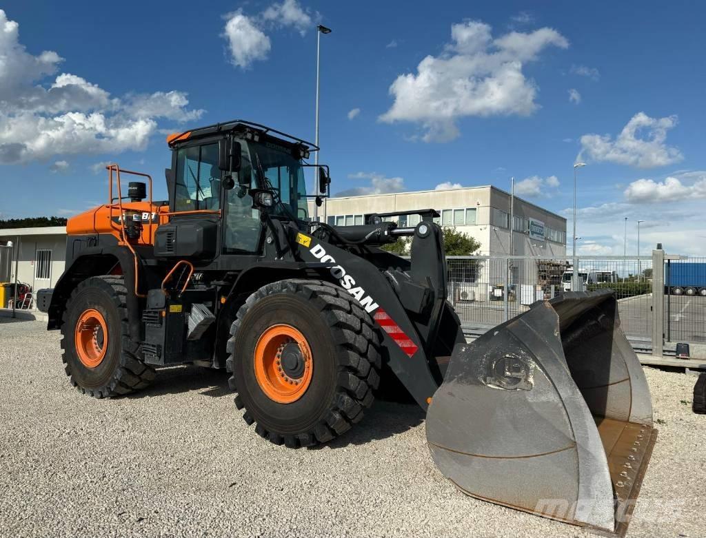 Doosan DL 380-7 Chargeuse sur pneus