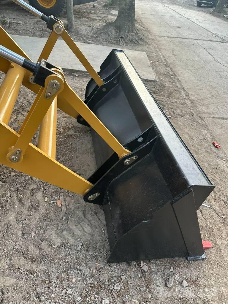 CAT CAT 420 F Tractopelle