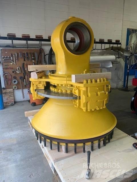 Komatsu 830 E Tombereau articulé