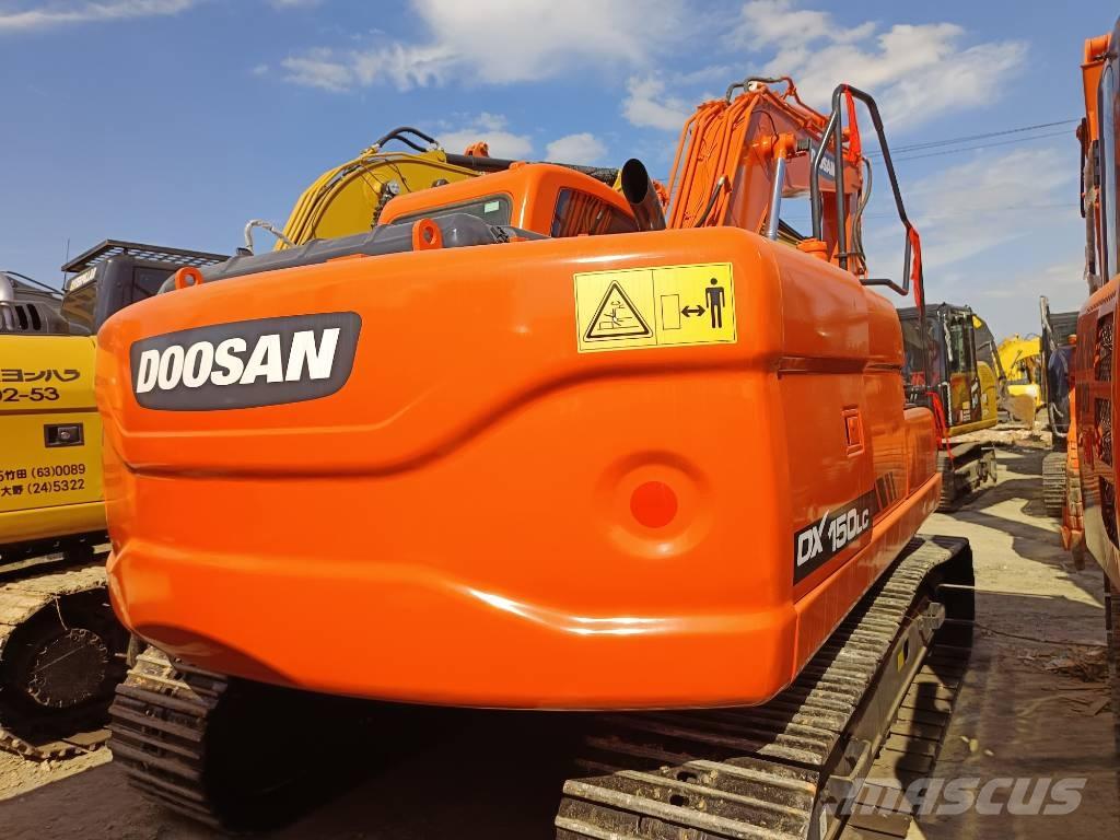 Doosan DX 150LC Pelle sur chenilles