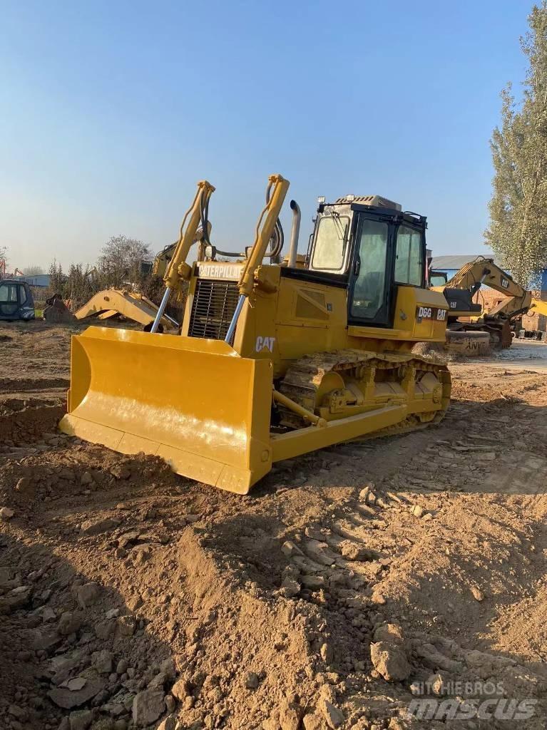 CAT D 6 G Bouteurs sur chenilles