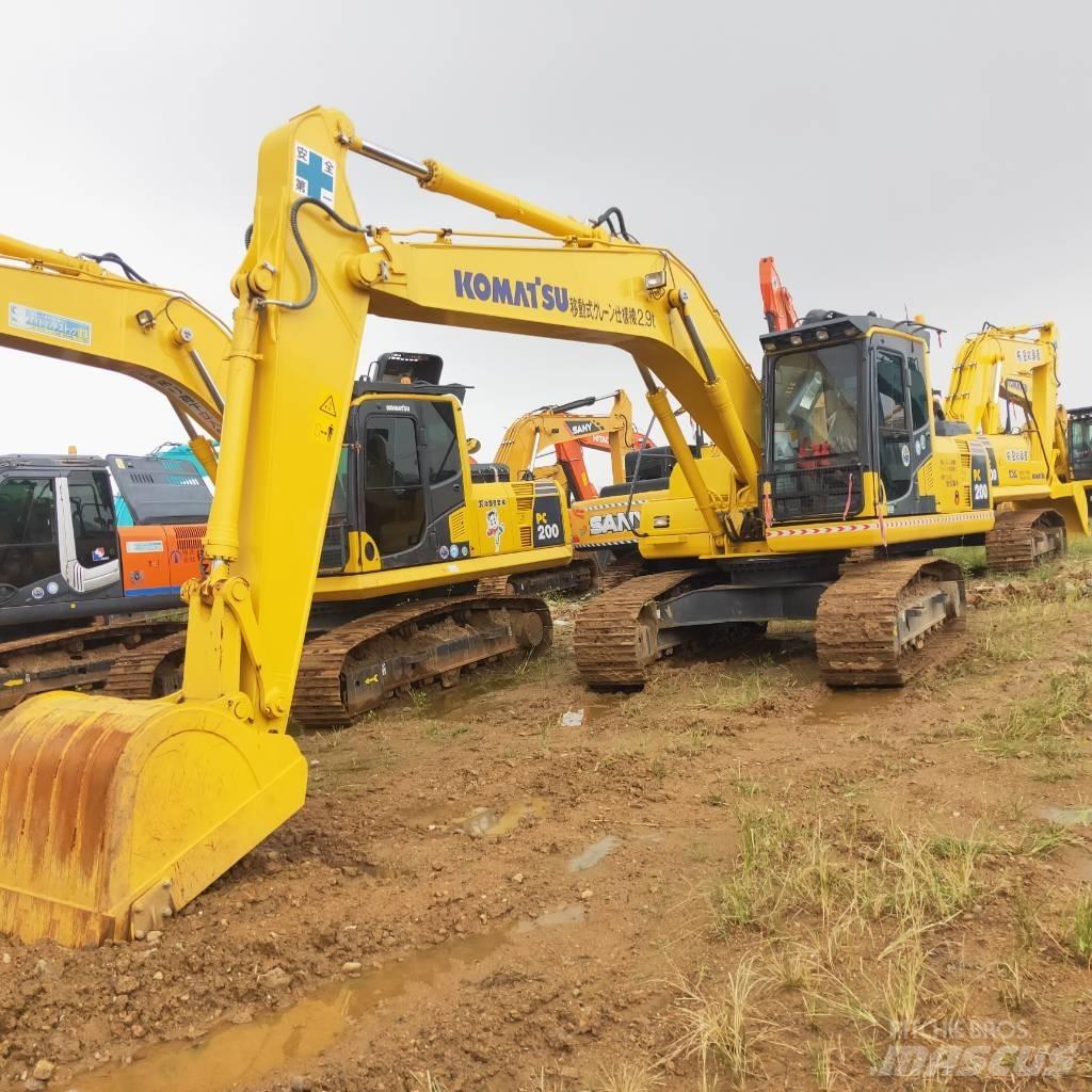 Komatsu PC200-8 Pelle sur chenilles