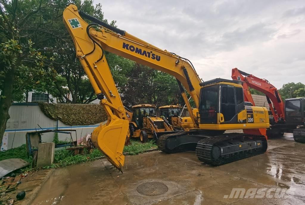 Komatsu PC220-7 Pelle sur chenilles