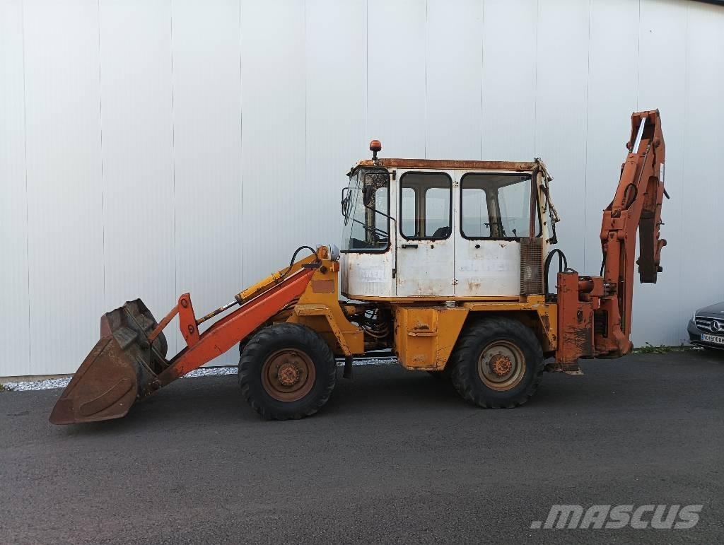 Schaeff SKB 902 Tractopelle