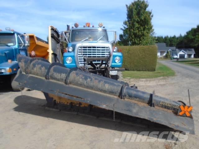 Ford LTL 9000 Chasse neige