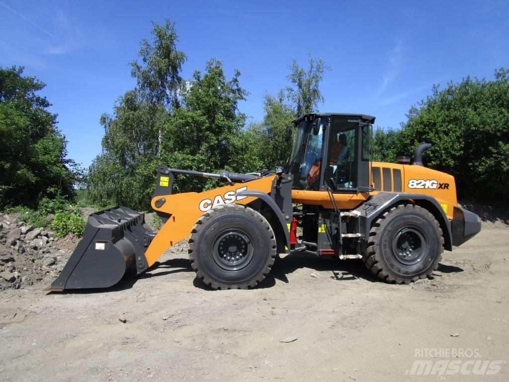 CASE 821 G XR Chargeuse sur pneus