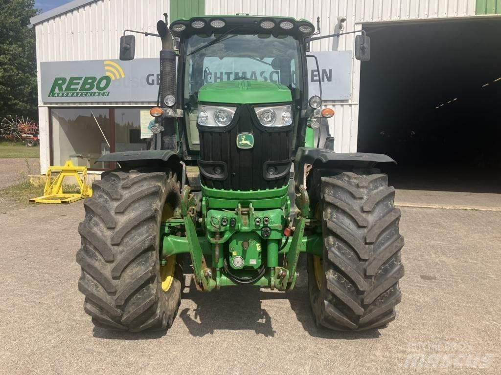 John Deere 6210 R Tracteur