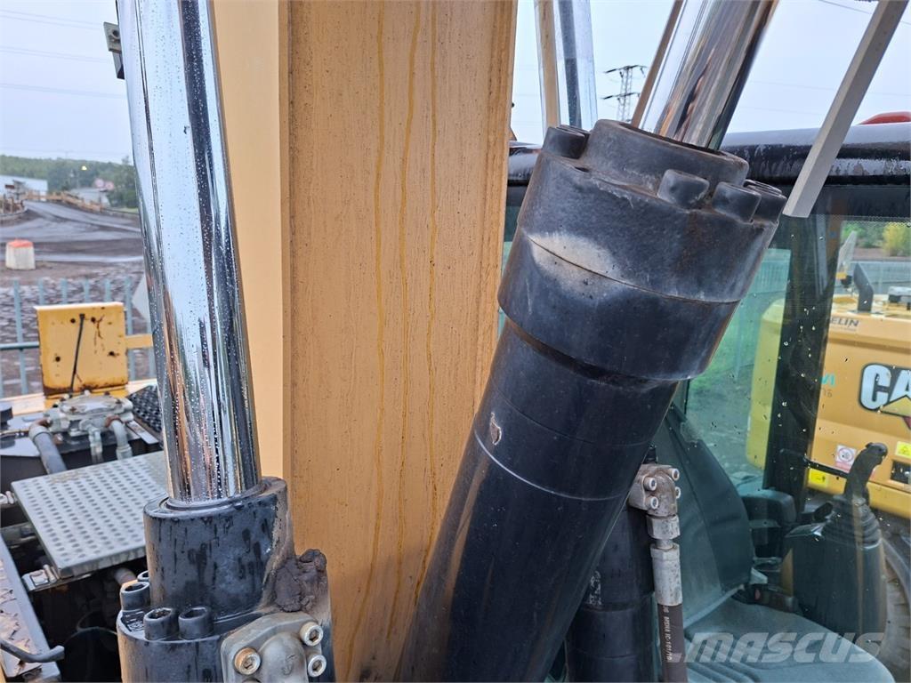 CAT M313D 4X4 Construction - Autres