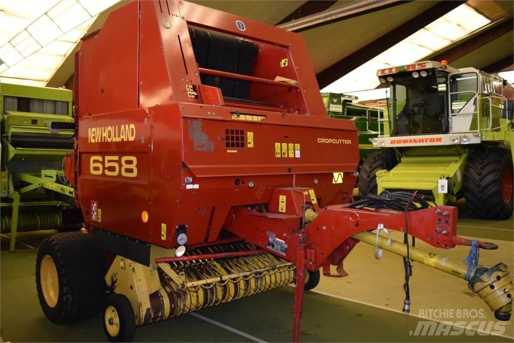 New Holland 658 Presse à balle ronde