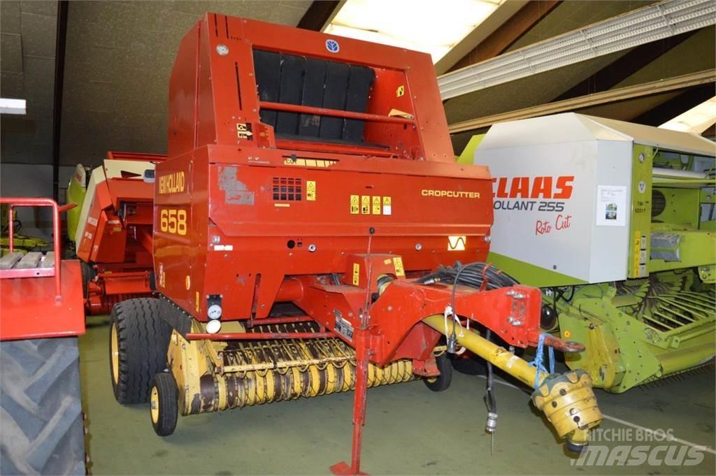 New Holland 658 Presse à balle ronde