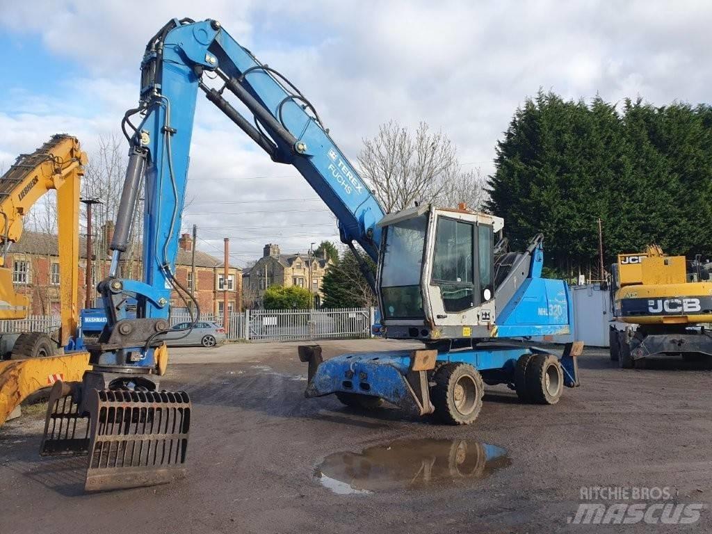 Fuchs MHL 320 Pelle à déchets