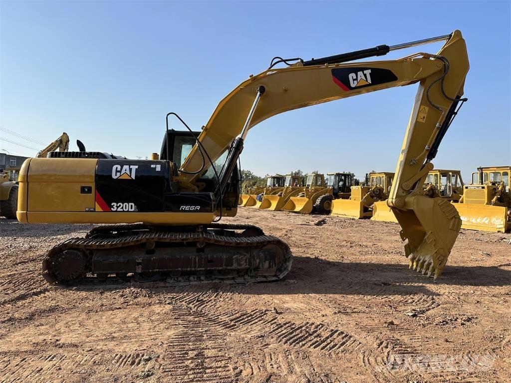 CAT 320 D Pelle sur chenilles