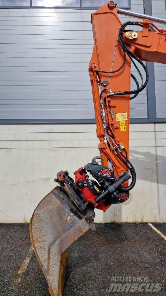 Hitachi ZX140W-6 Pelle sur pneus
