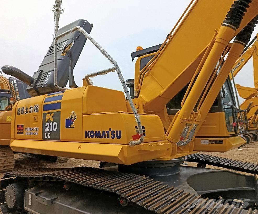 Komatsu PC 210 Pelle sur chenilles