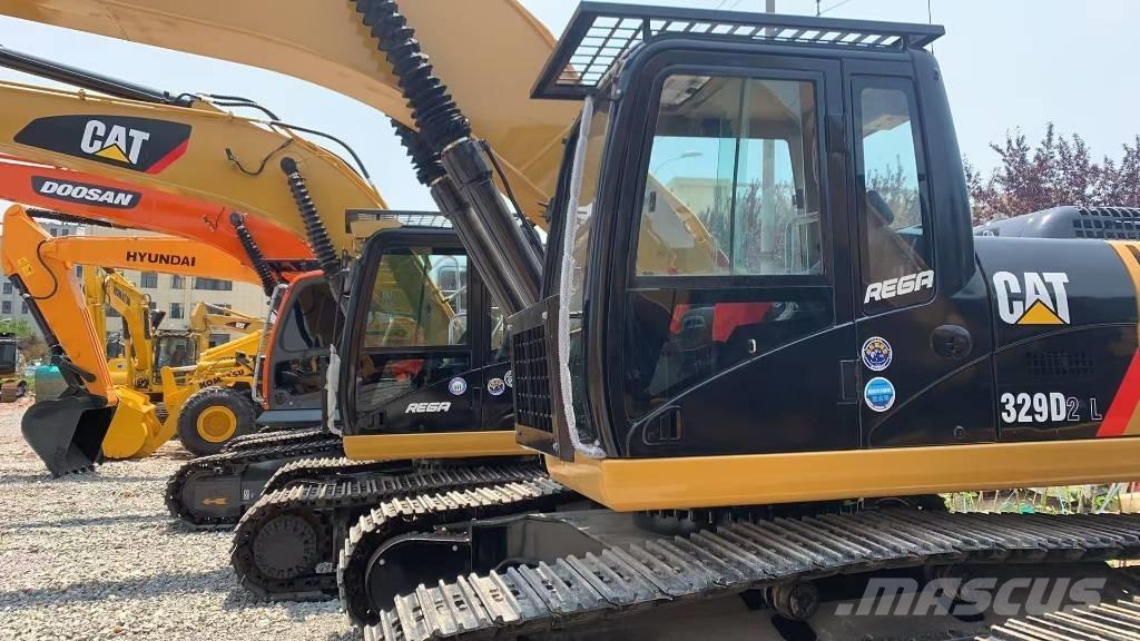 CAT 329 D L Pelle sur chenilles