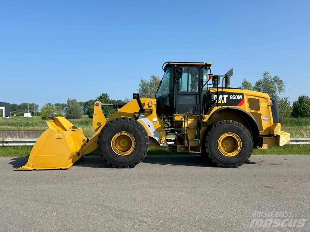 CAT 950M Chargeuse sur pneus
