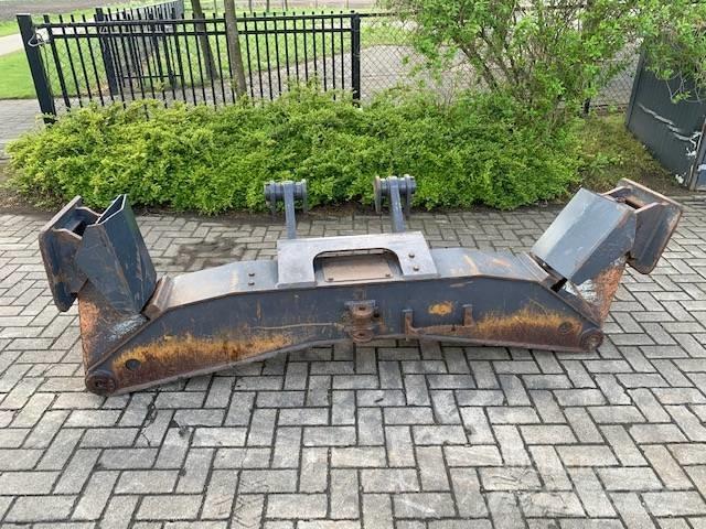 Doosan Outriggers Châssis et suspension