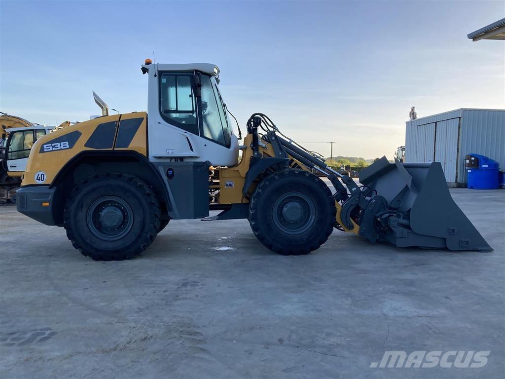 Liebherr L 538 Chargeuse sur pneus