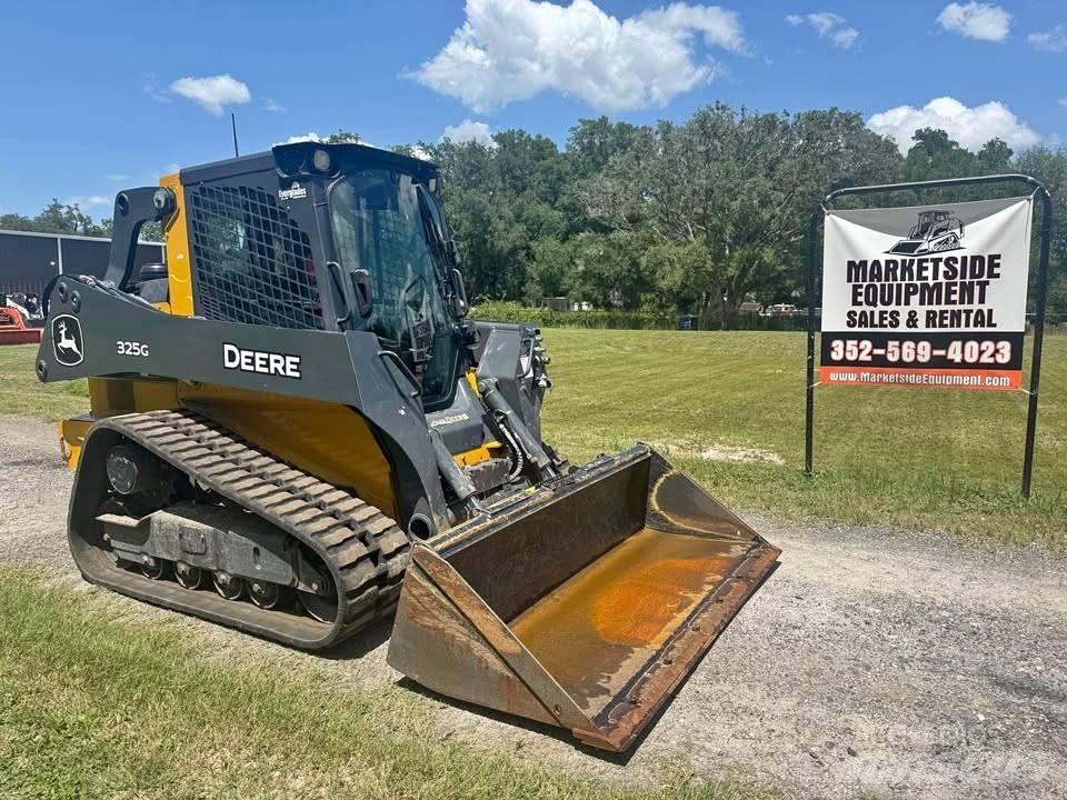 John Deere 325 Chargeuse compacte