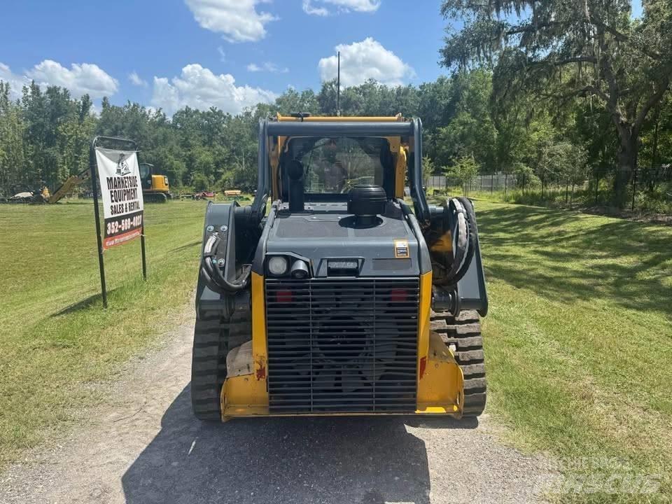 John Deere 325 Chargeuse compacte