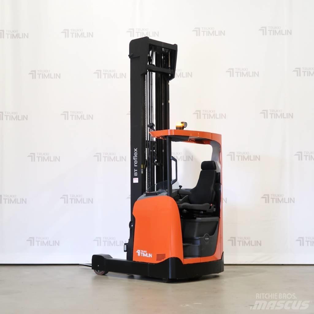 Toyota RRE160H Chariot à mât rétractable