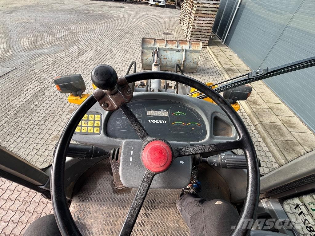 Volvo L 30 Chargeuse sur pneus