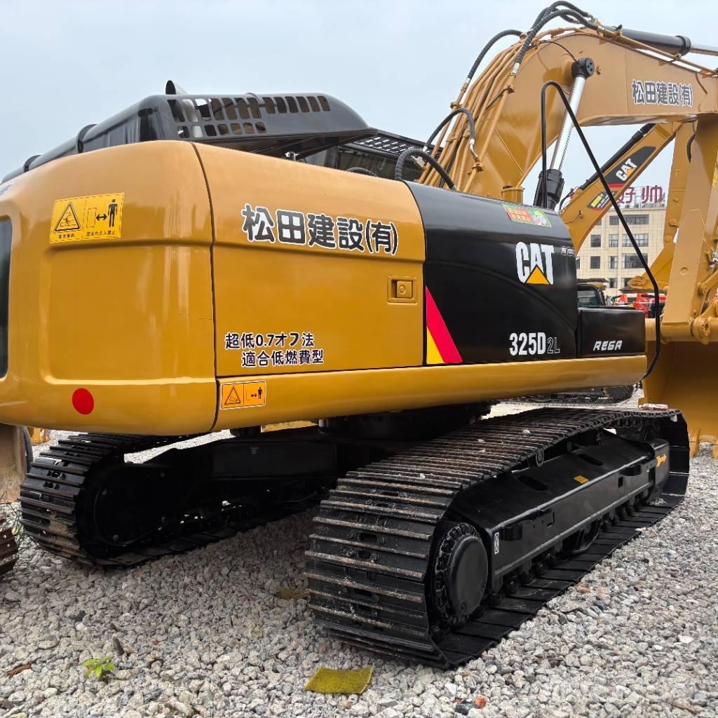 CAT 325 D Pelle sur chenilles