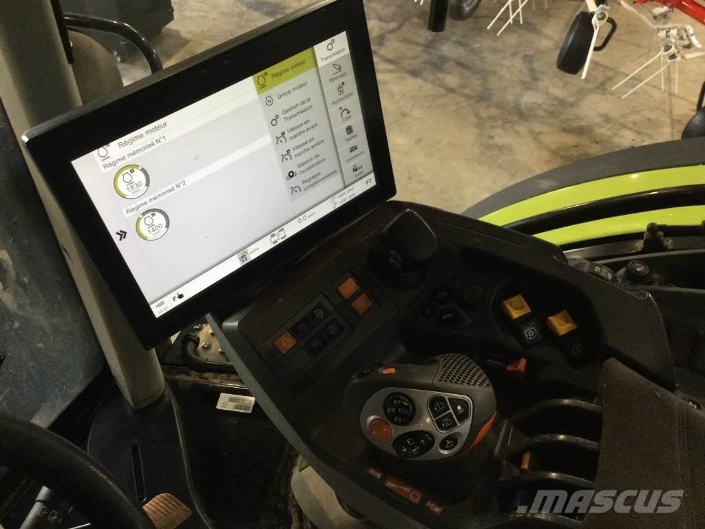 CLAAS ARION 550 Tracteur