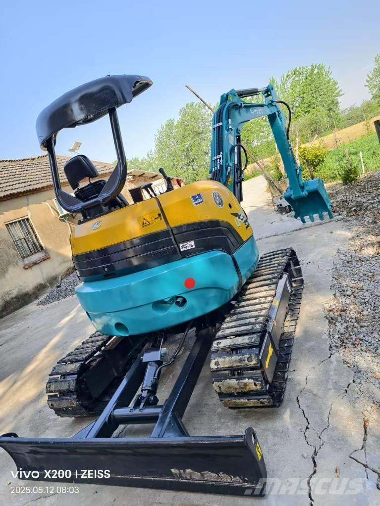 Kubota U 35 Mini pelle < 7t