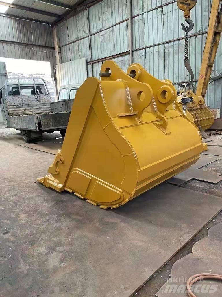 Komatsu PC 360 Godet