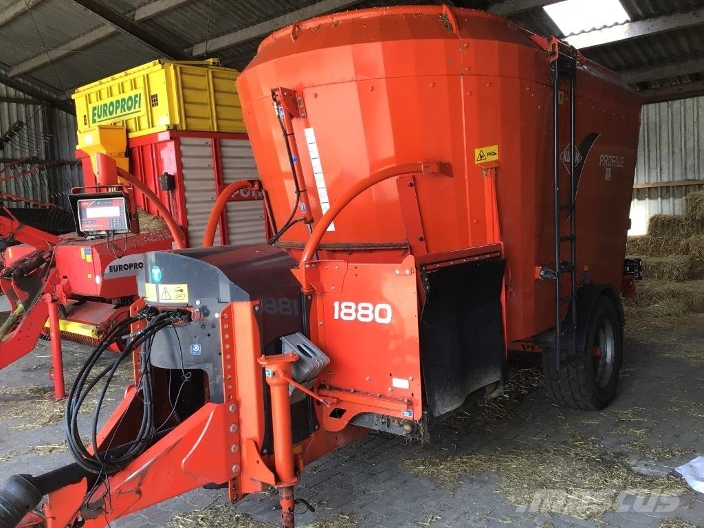 Kuhn Profile 1880 Mélangeuse