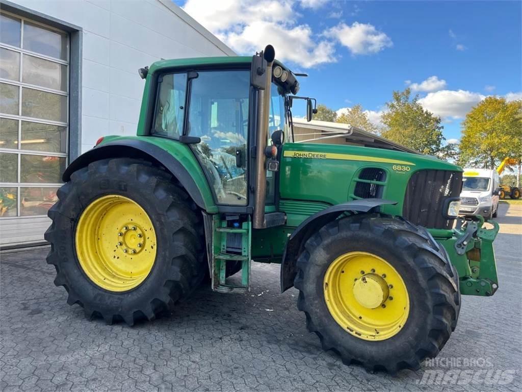 John Deere 6830 AP Tracteur