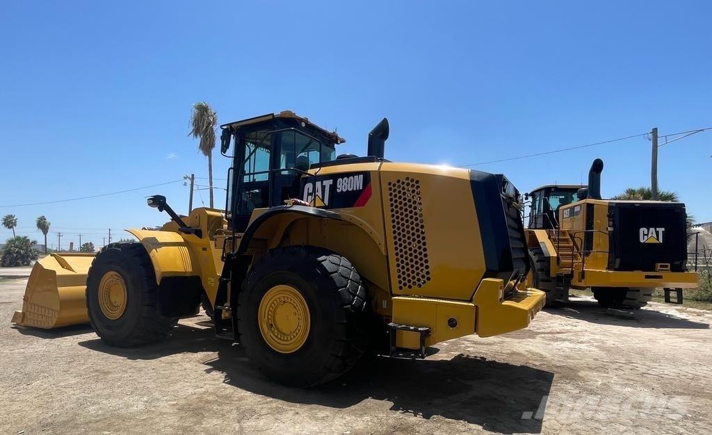 CAT 980M Chargeuse sur pneus