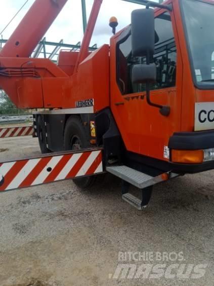 Liebherr LTM 1030-2 Grues mobiles