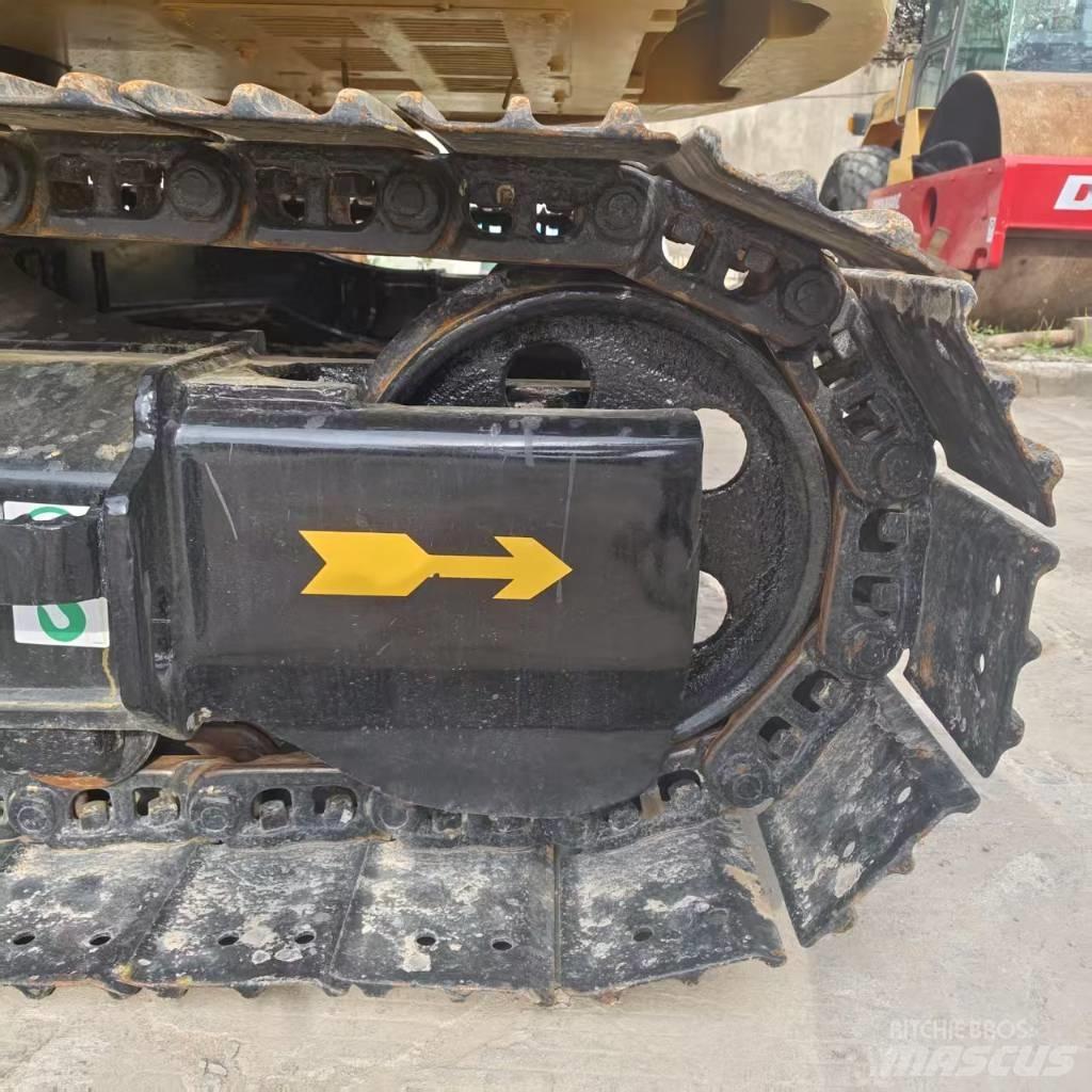 CAT 310 Pelle sur chenilles