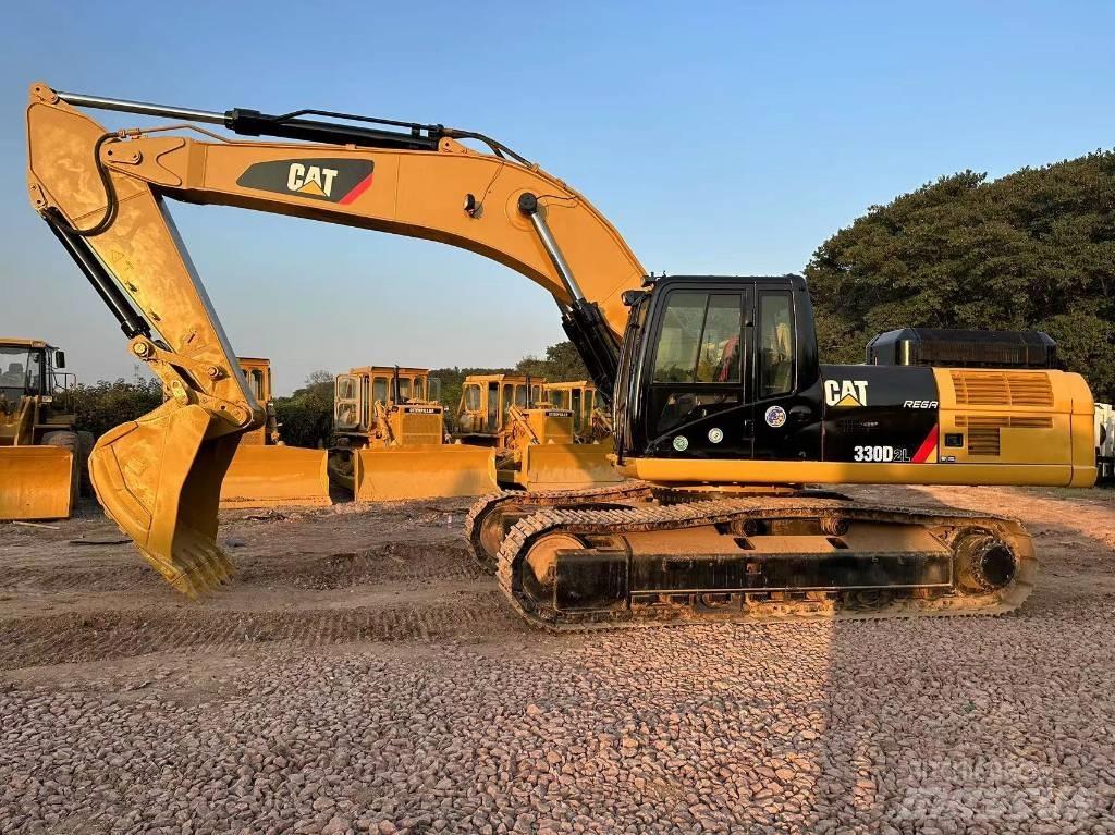 CAT 330 D L Pelle sur chenilles