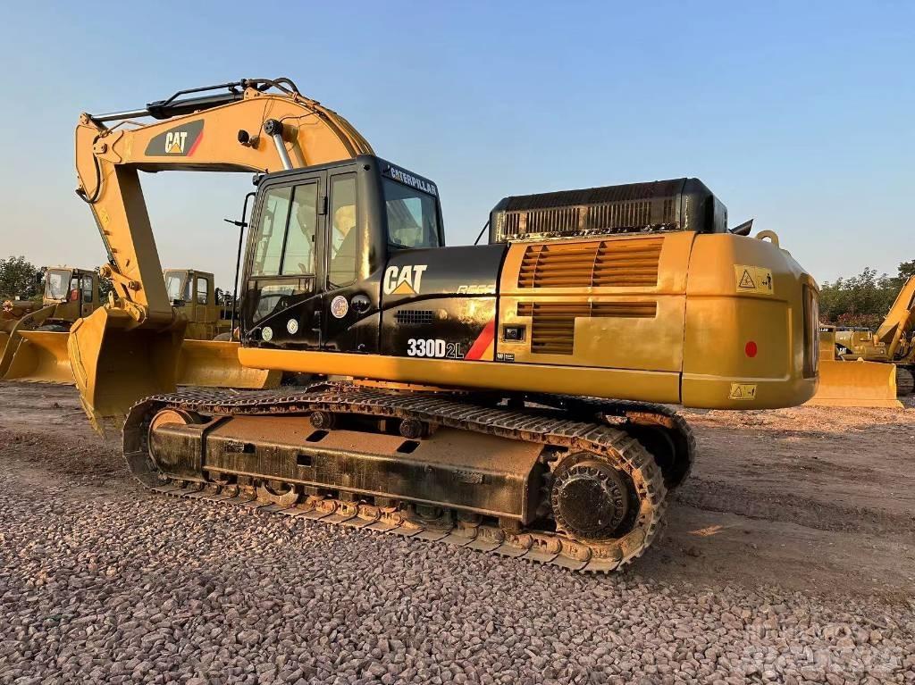 CAT 330 D L Pelle sur chenilles