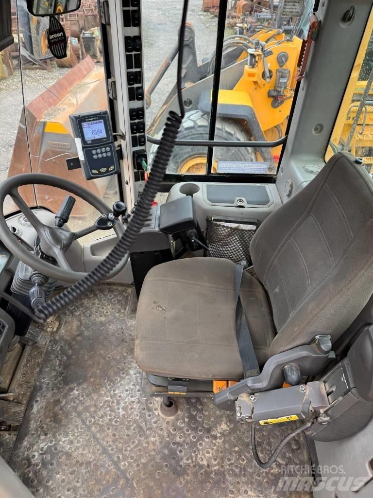 Volvo L 180 F Chargeuse sur pneus