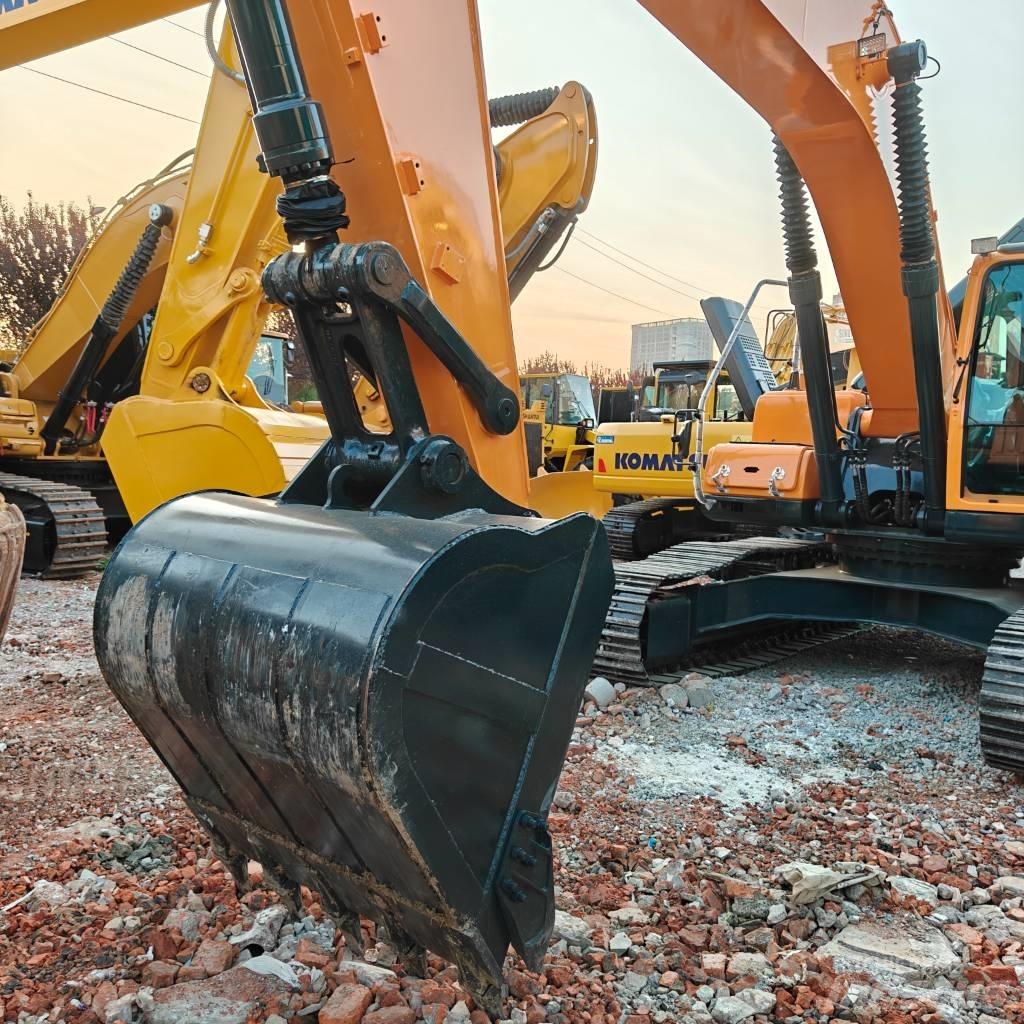 Hyundai 305-9T Pelle sur chenilles