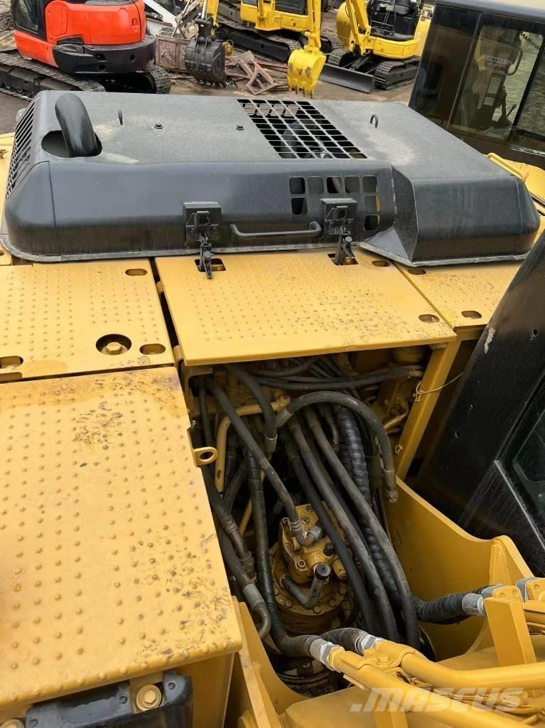 CAT 312 D L Pelle sur chenilles