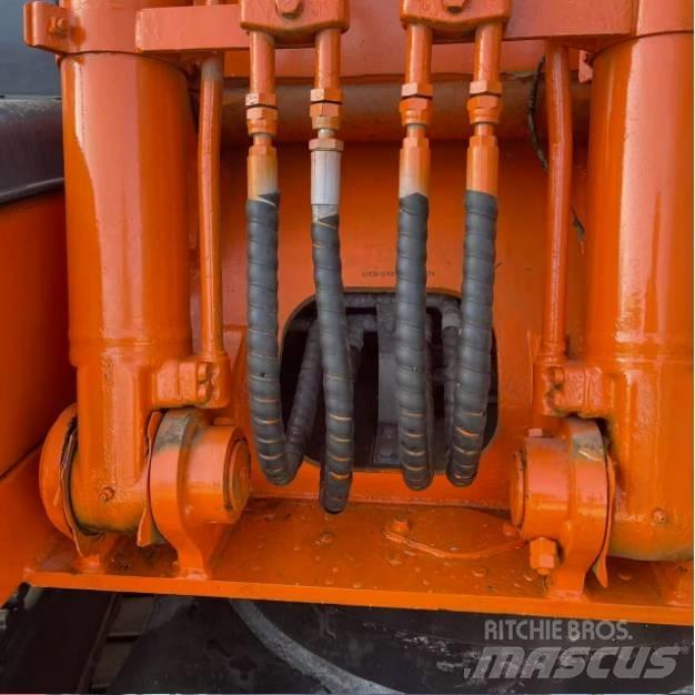Hitachi ZX120 Pelle sur chenilles