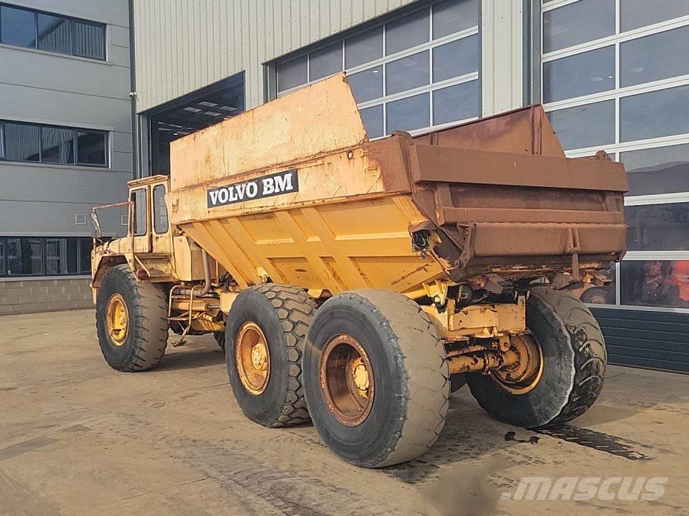 Volvo BM 861 Tombereau articulé