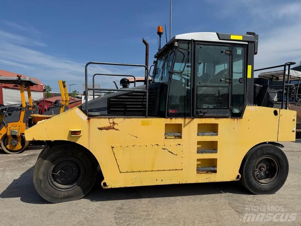 Bomag BW 24 R Rouleaux à pneumatiques