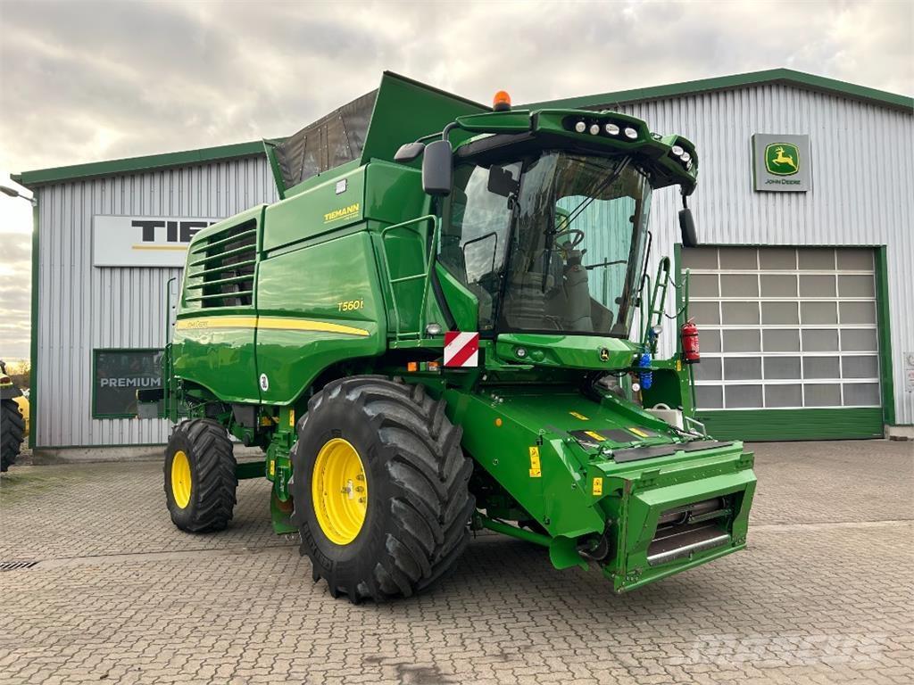 John Deere T560 Moissonneuse batteuse