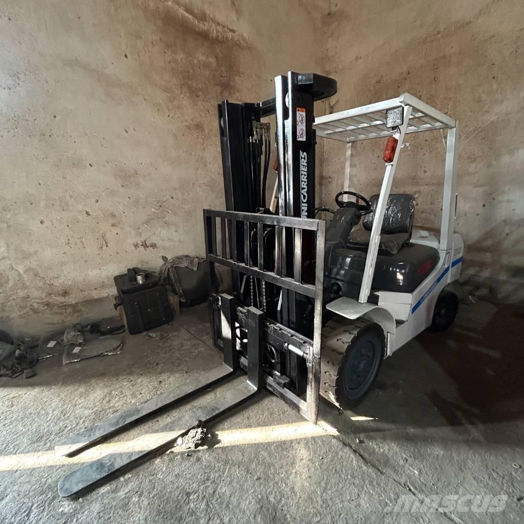 TCM FD35 Chariots diesel